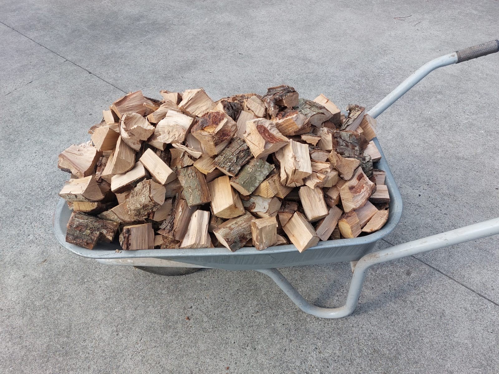 chuncks/rookhout Peren, Tuin en Terras, Haardhout, Minder dan 3 m³, Ophalen, Blokken
