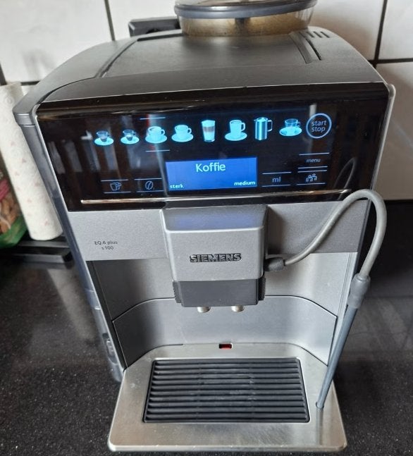 Siemens EQ6. plus s100 koffie/espressoapparaat, Witgoed en Apparatuur, Koffiezetapparaten, Ophalen, Gebruikt, Koffiemachine, Koffiebonen