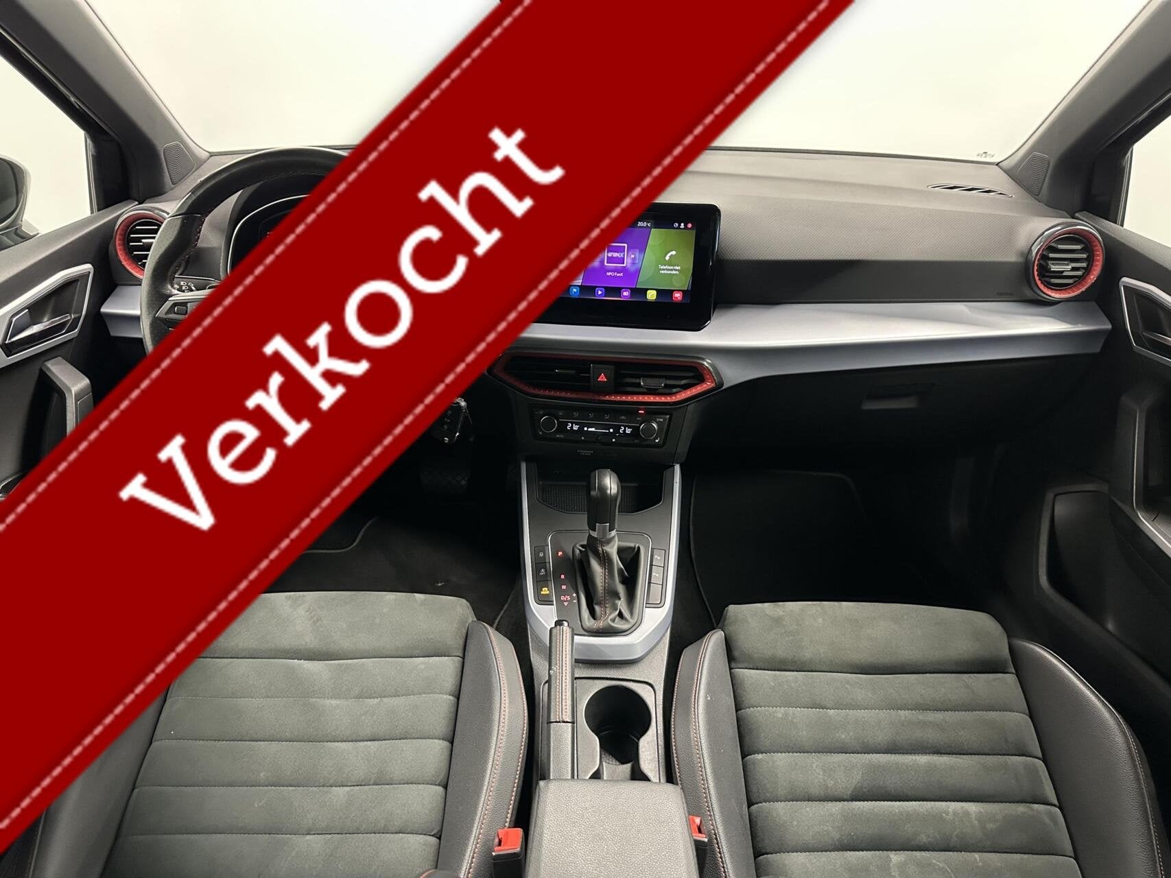 Seat Arona 1.0 TSI FR Business Intense CAMERA VIRTUAL CARPLA, Auto's, Met garantie (alle), 610 kg, Origineel Nederlands, Bedrijf