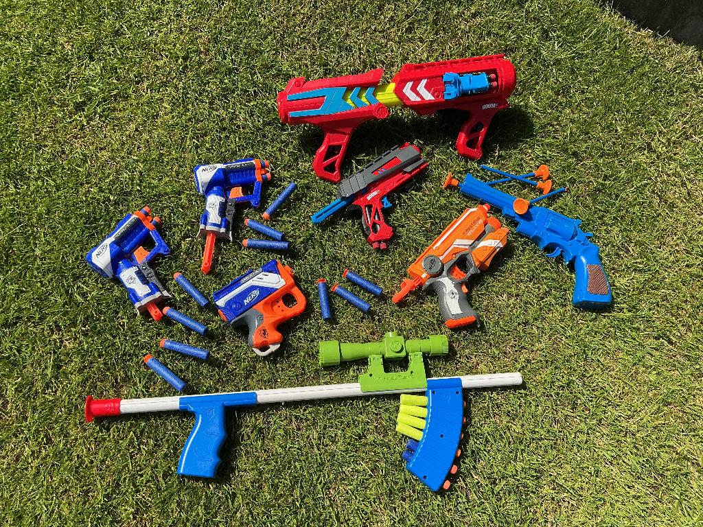 Nerf pistolen, Pijltjespistool en blaaspijp, Ophalen of Verzenden, Gebruikt