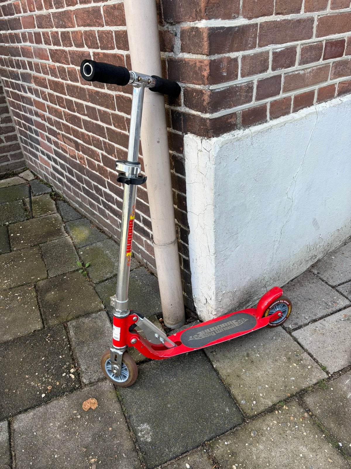Rode Hudora Big Wheel Step - Gebruikt, Fietsen en Brommers, Steps, Gebruikt, Gewone step, Ophalen of Verzenden