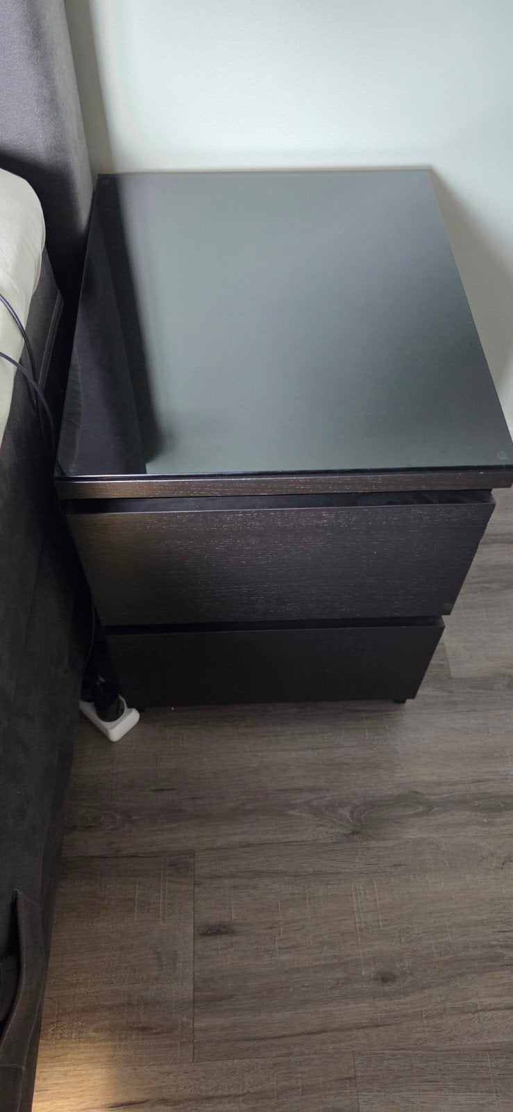 IKEA Glasplaat (donker/zwart) voor MALM nachtkastje, Ophalen, Zo goed als nieuw