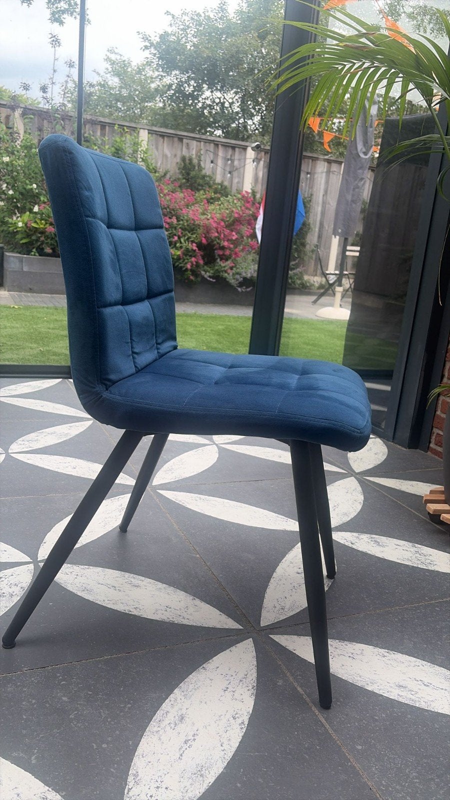 Moderne eetkamerstoelen – Velvet – Metalen poten, Overige kleuren, Drie, Zo goed als nieuw, Stof