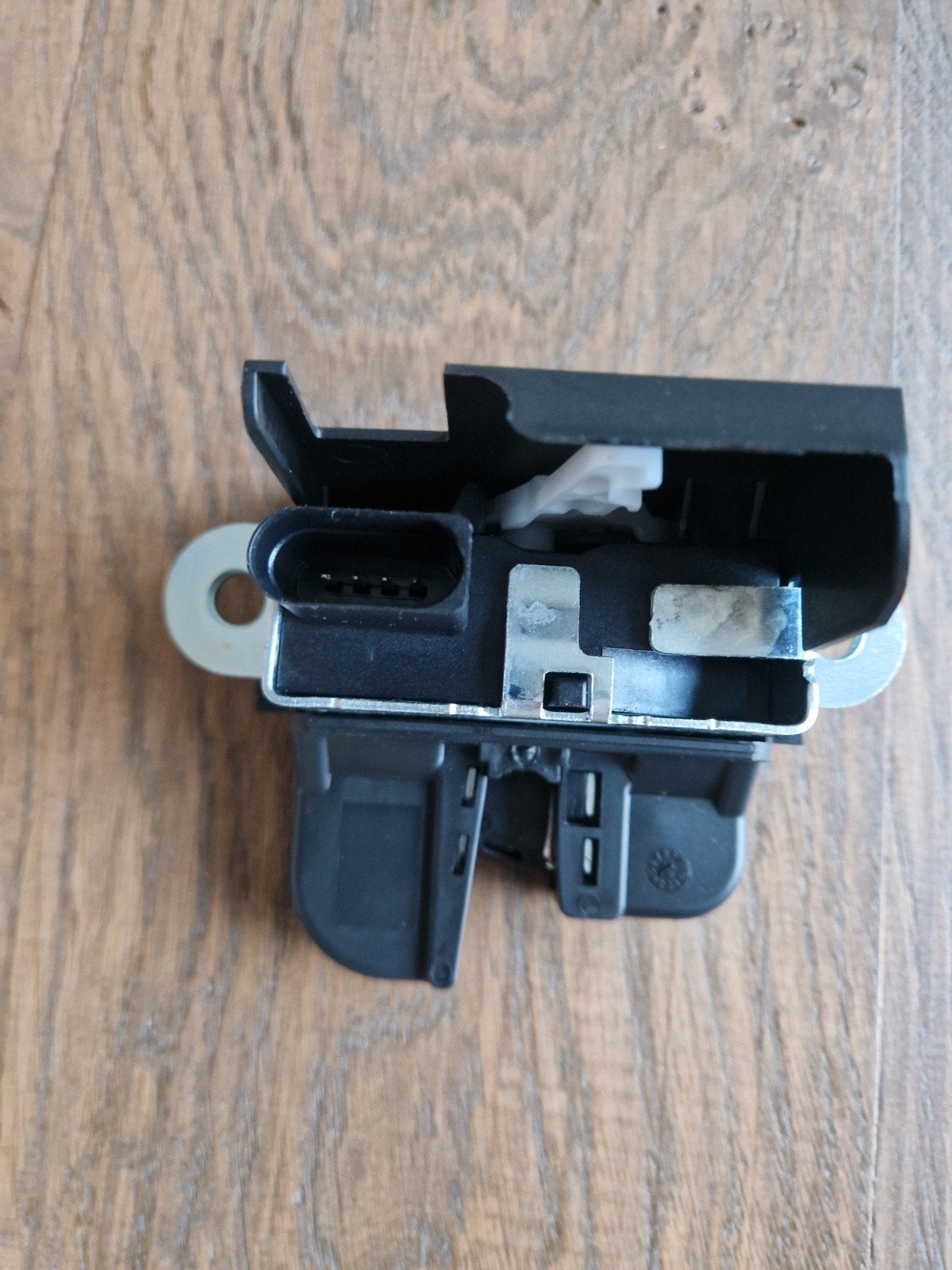 V10-85-0060 VEMO Achterklepslot., Ophalen of Verzenden, Nieuw, Audi
