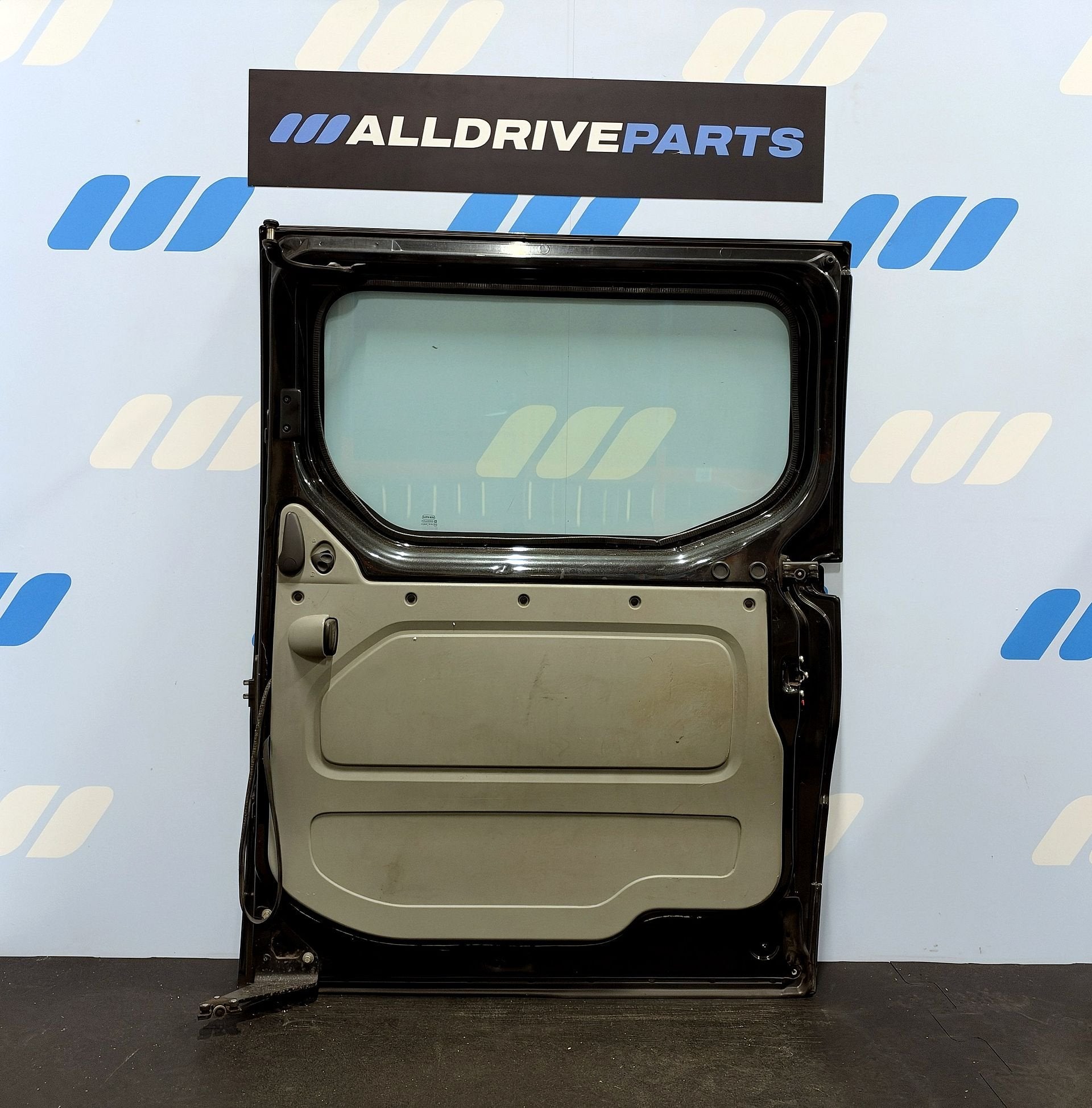Renault Trafic schuifdeur rechts met ruit zwart 7751472220, Gebruikt, -, Deur, -