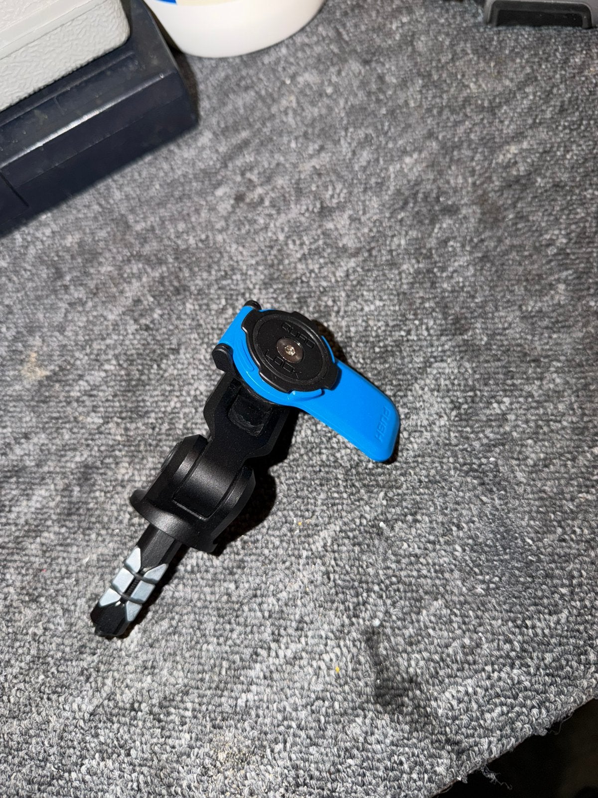 Quadlock fork mount pro, Ophalen