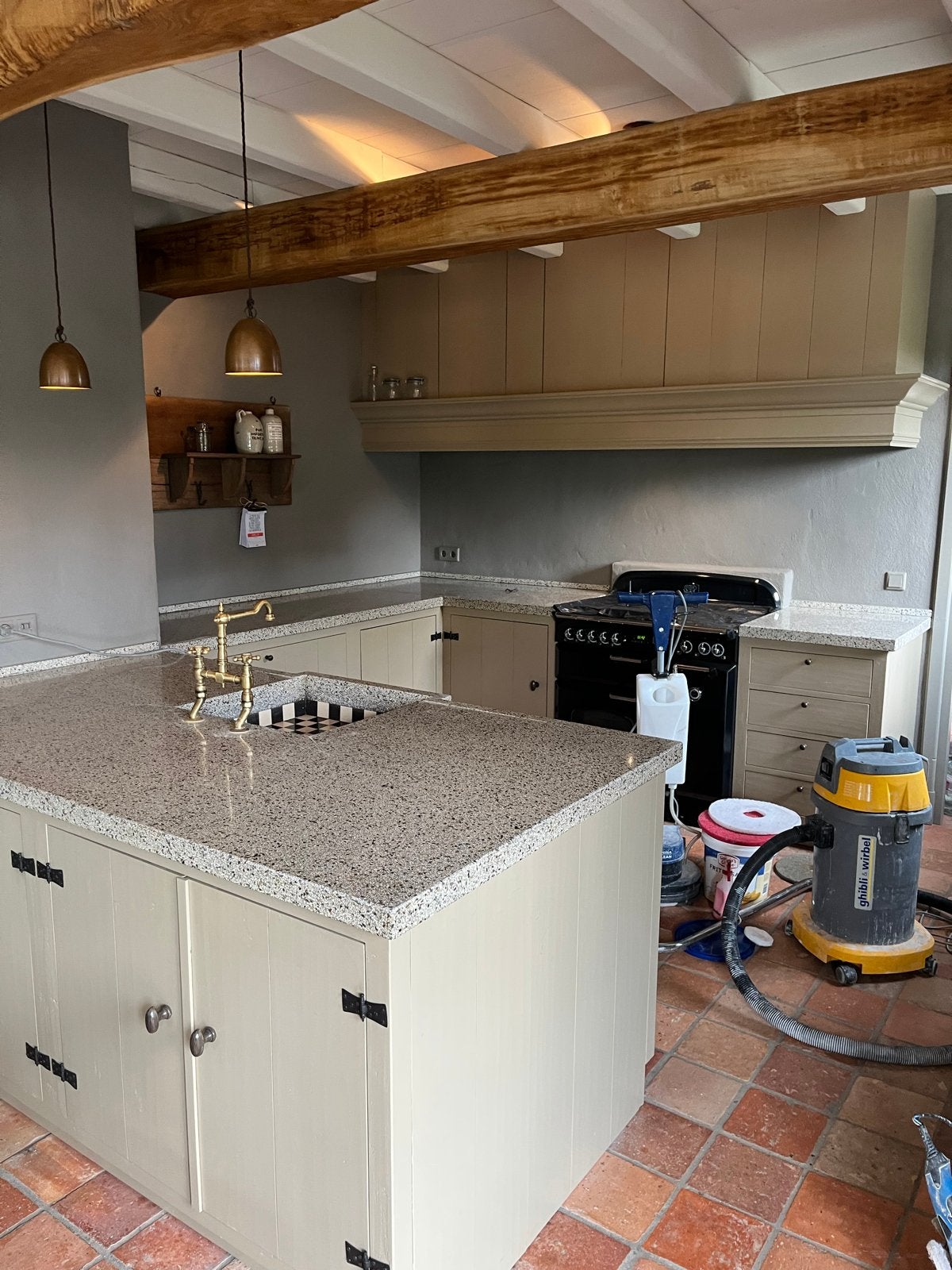 Aanrechtblad terrazzo hardsteen basalt polijsten