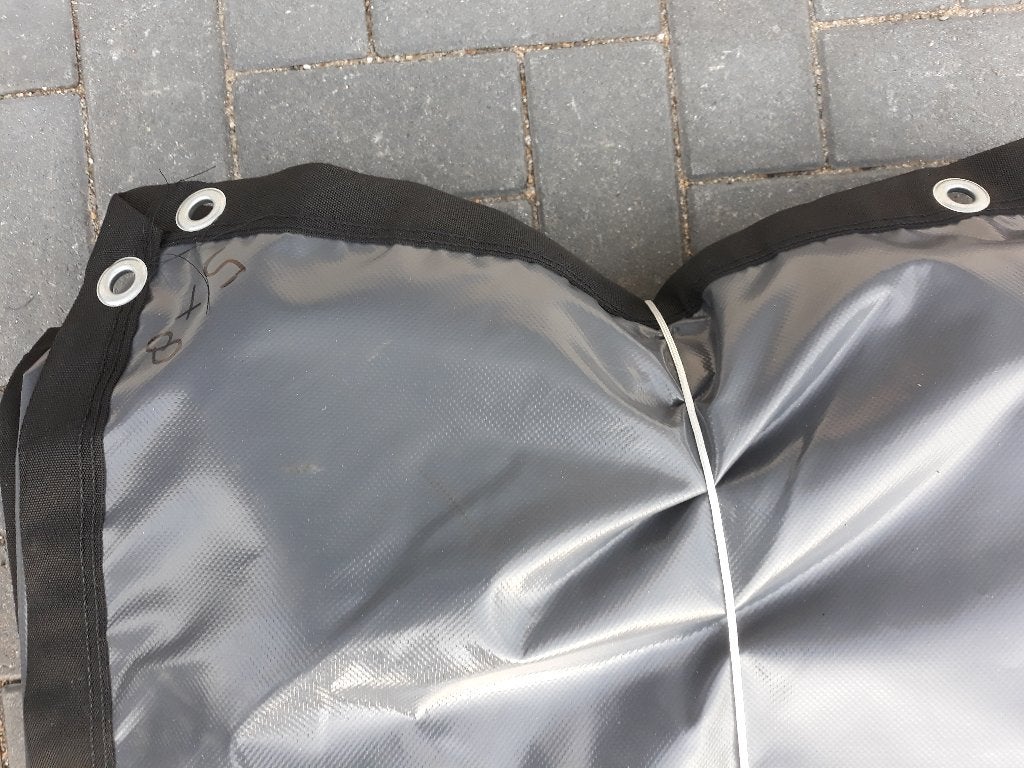 Grijs 600 Gr/m PVC dekkleed/dekzeil 5 x 6 meter ogen 50 cm!!, Ophalen, Nieuw, Onderhoud en Reparatie