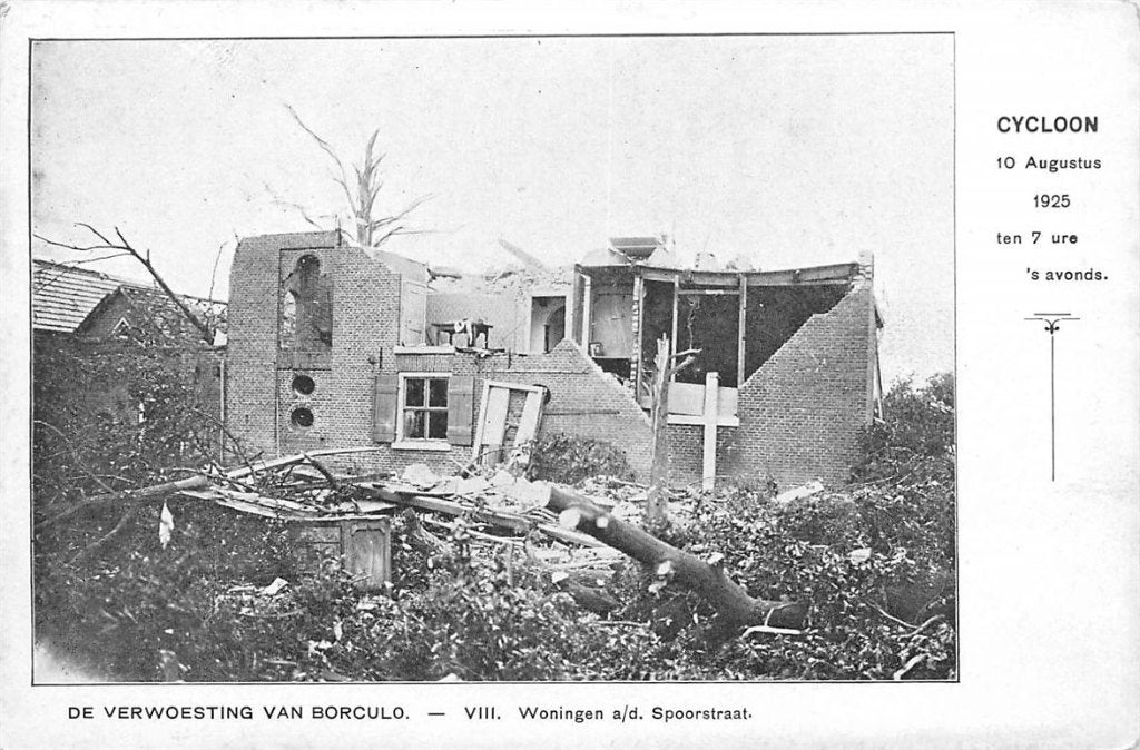 701-097-051 Borculo Woningen a d Spoorstraat, Verzamelen, Ansichtkaarten | Nederland, Verzenden, Voor 1920, Gelderland