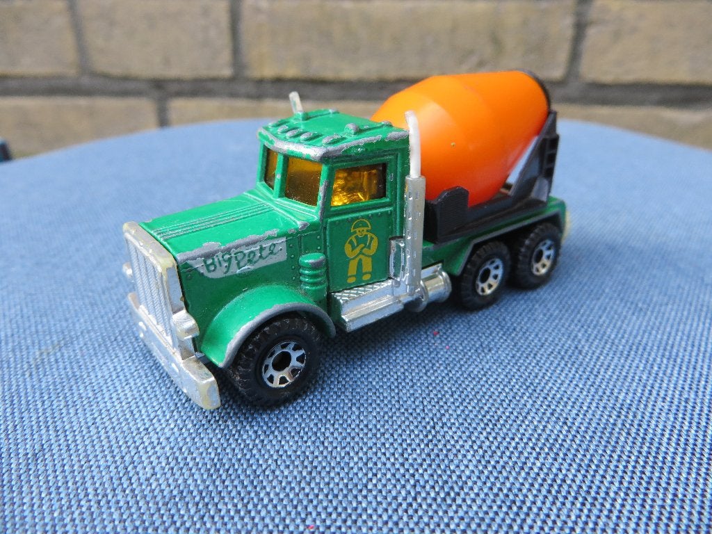 Matchbox Peterbilt BIG PETE Cement Truck, Ophalen of Verzenden, Gebruikt, Bus of Vrachtwagen