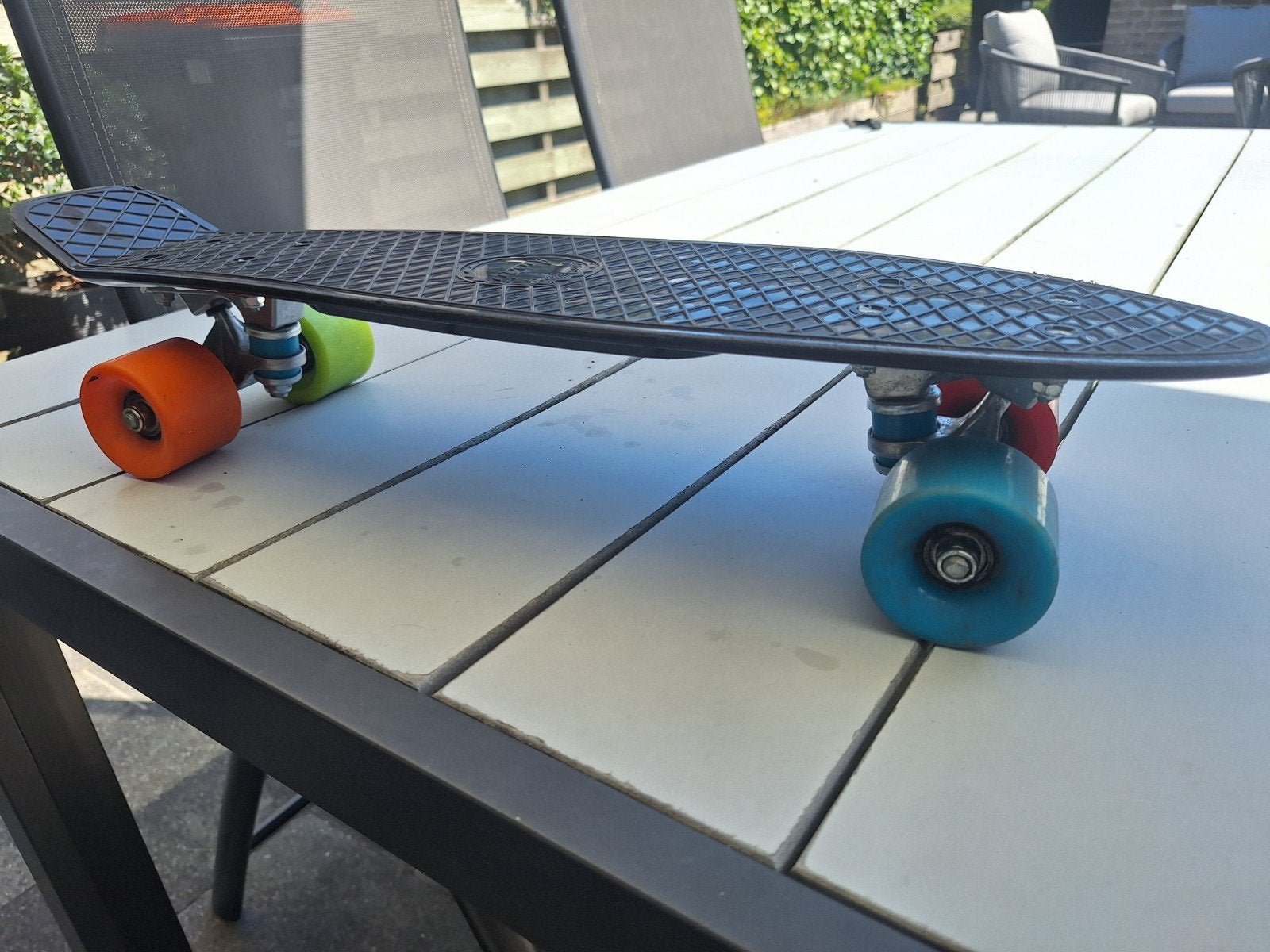 skateboard met kleurrijke wielen, Ophalen of Verzenden, Gebruikt, Skateboard
