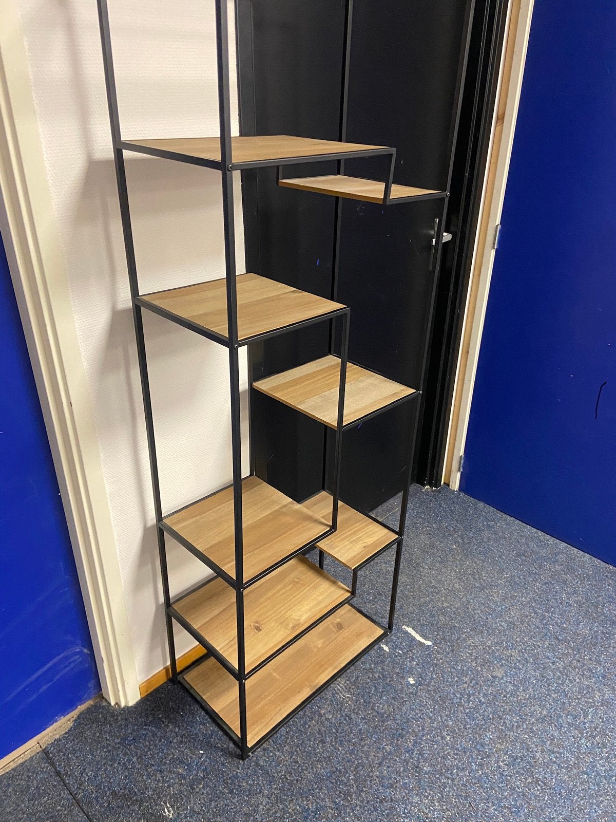 Leuke decoratie kast kan ook hangen boekenkast, Ophalen of Verzenden, Zo goed als nieuw