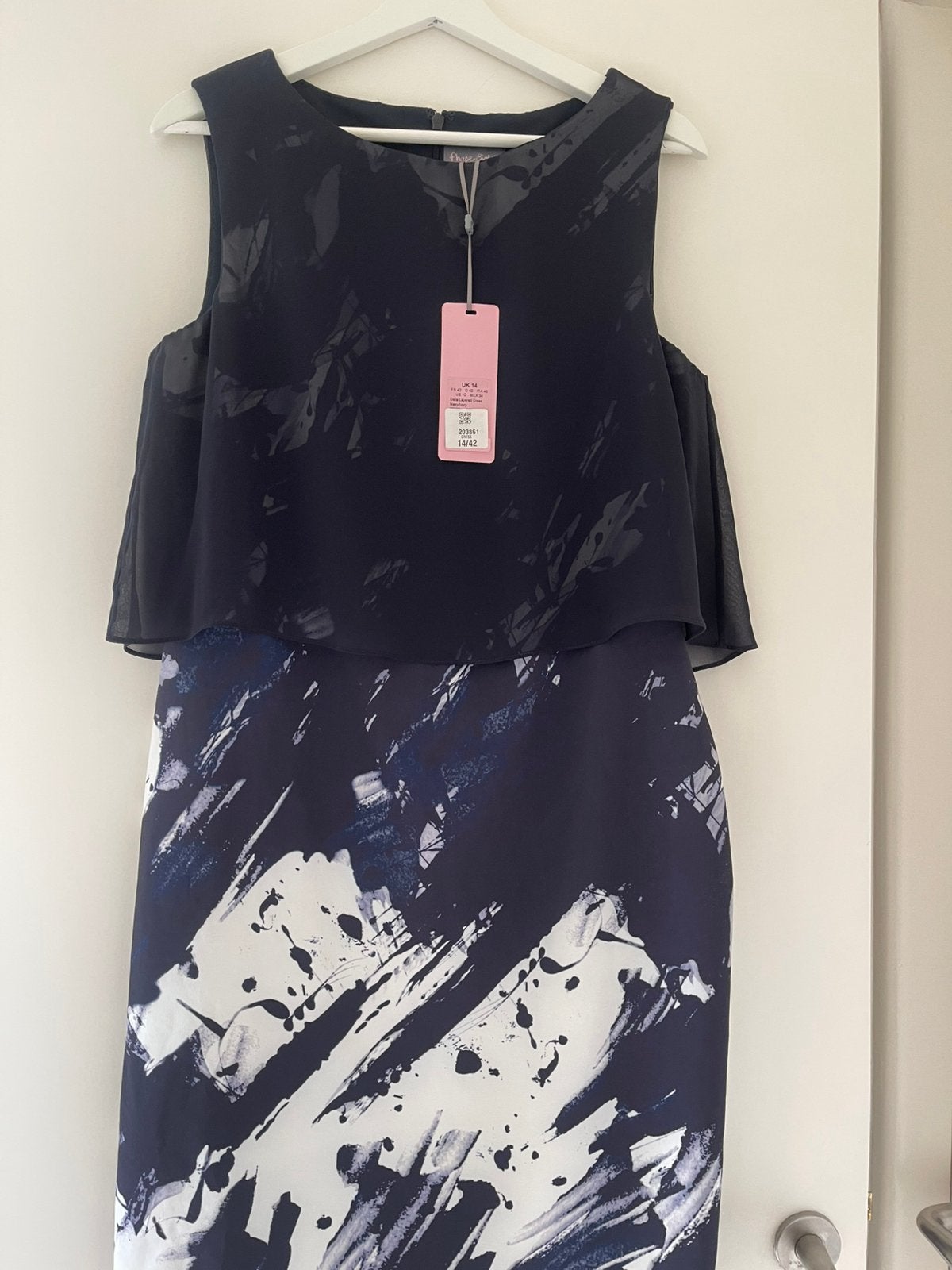 Phase Eight nieuwe jurk met kaartje maat 42, Verzenden, Nieuw, Maat 42/44 (L), Onder de knie