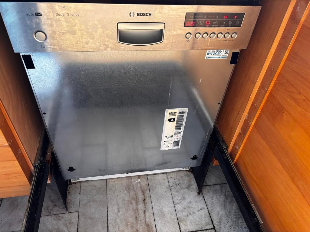 GRATIS Bosch Super Silence Inbouw Vaatwasser, Ophalen, Gebruikt, 60 cm of meer, Energieklasse A of zuiniger