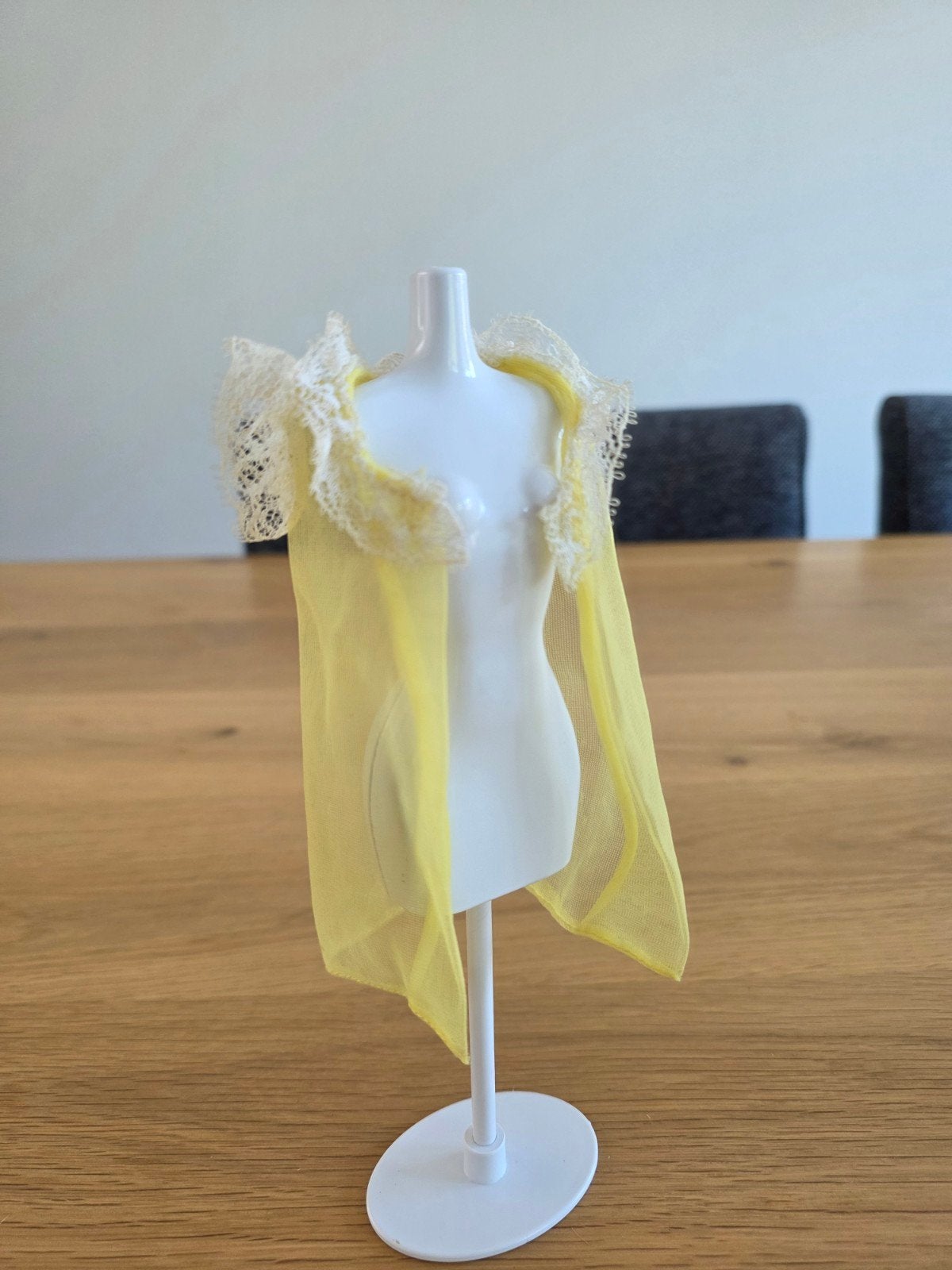 Vintage Barbie outfit jaren 70, Verzamelen, Poppen, Gebruikt, Kleertjes, Ophalen of Verzenden