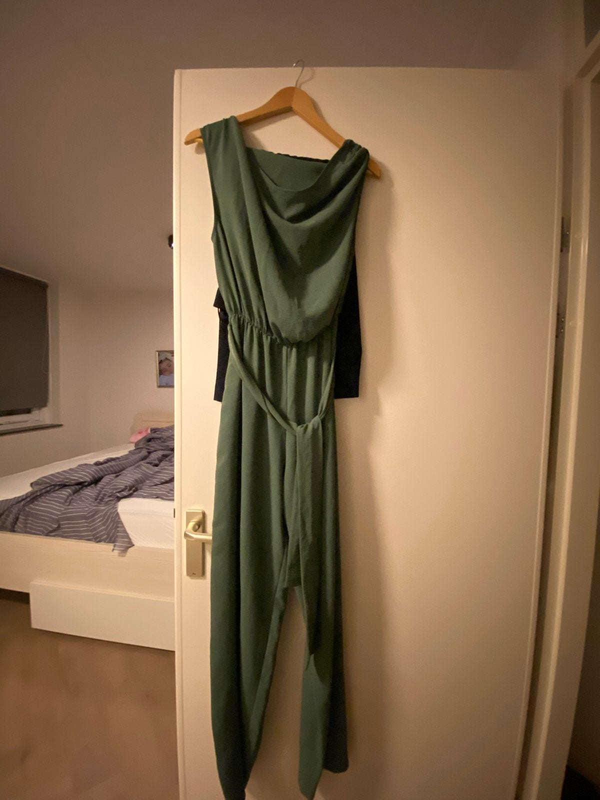 Groene Zara jumpsuit met ceintuur, Ophalen of Verzenden, Zo goed als nieuw, Maat 38/40 (M), Groen