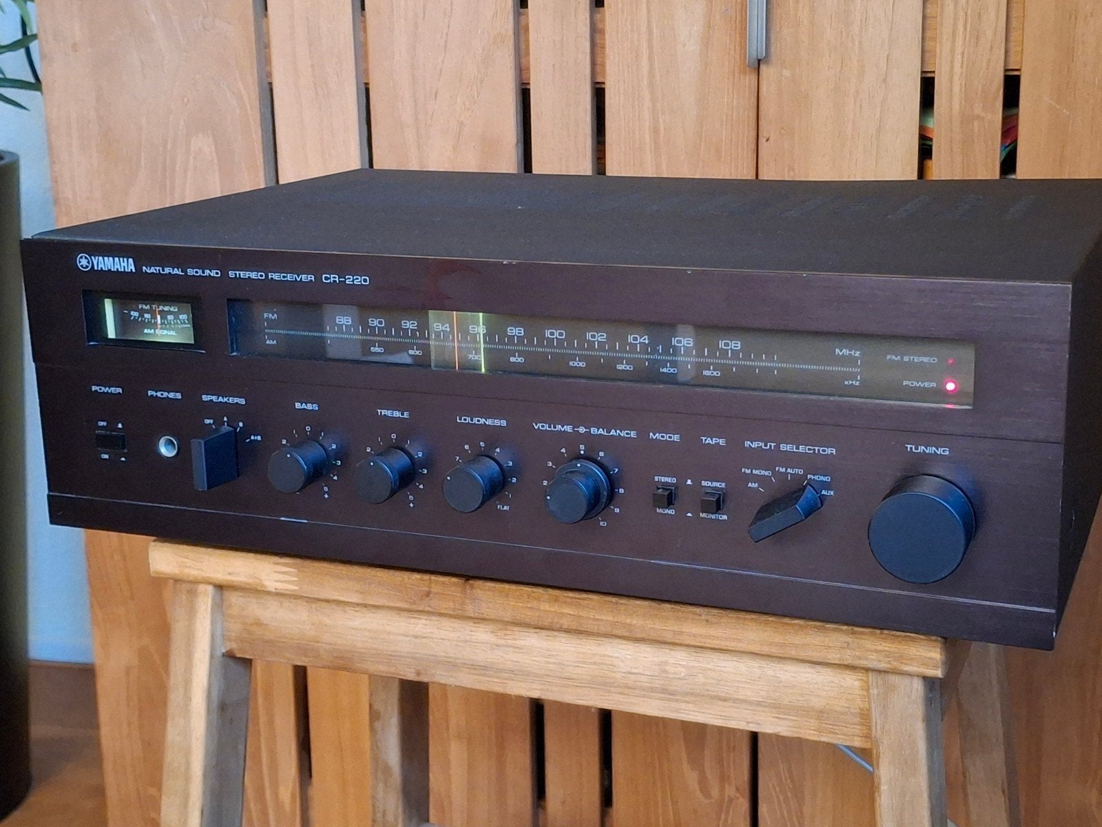 Yamaha CR-220 stereo receiver met PHONO, Ophalen of Verzenden, Zo goed als nieuw, Analoog