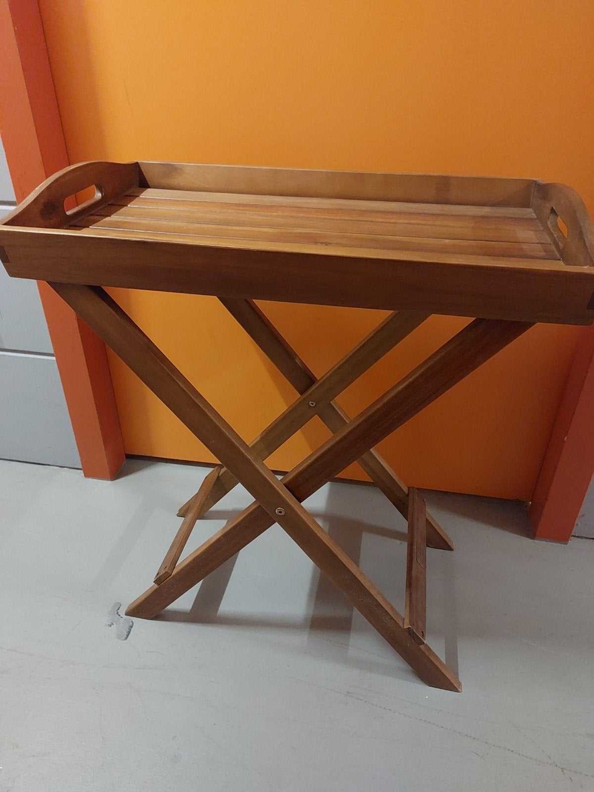 opklapbare bijzettafel met los dienblad, Ophalen, 55 tot 75 cm, Zo goed als nieuw, 60 cm of meer