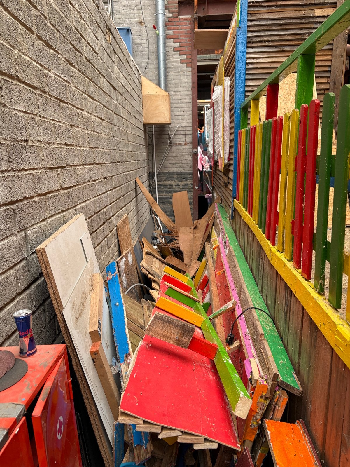 Gratis kurkdroog stookhout/resthout, Tuin en Terras, Haardhout, 3 tot 6 m³, Ophalen, Overige houtsoorten, Blokken
