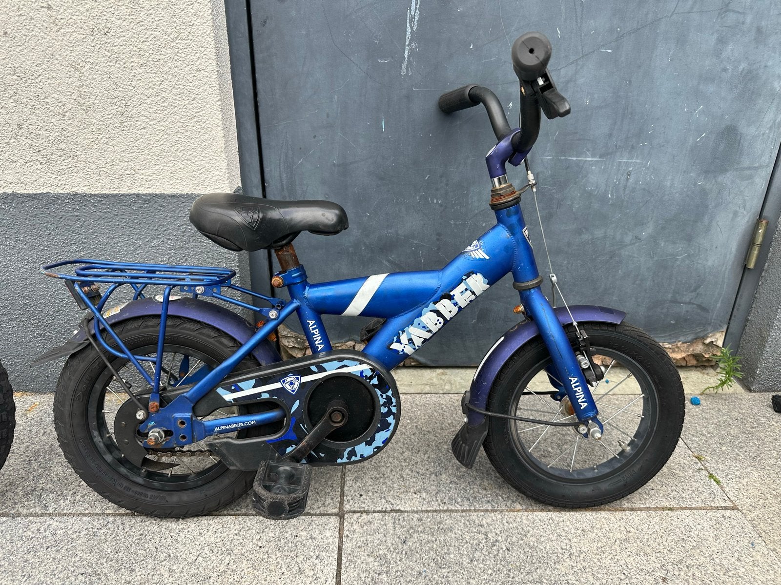 Mooie 12 inch kinderfiets - Nieuwe band en handvaten, Fietsen en Brommers, Ophalen, Gebruikt, Terugtraprem, Minder dan 16 inch