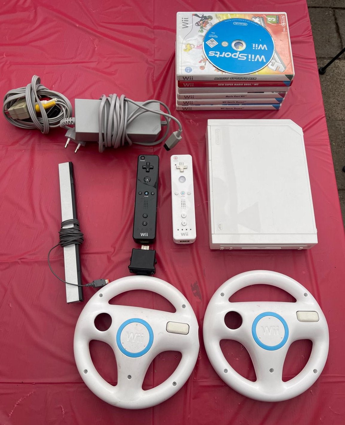 Nintendo Wii Met 6 Games Mario, Ophalen, Gebruikt, Met 2 controllers, Met stuurtje