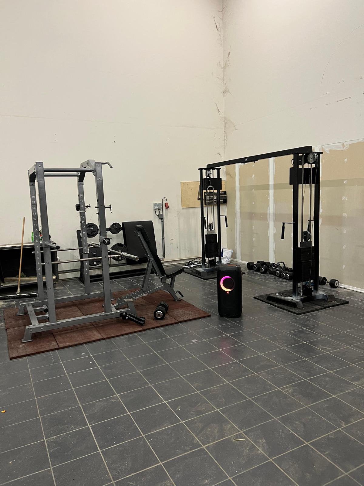 Barbarian sportschool apparatuur, Ophalen, Gebruikt, Fitnessbank
