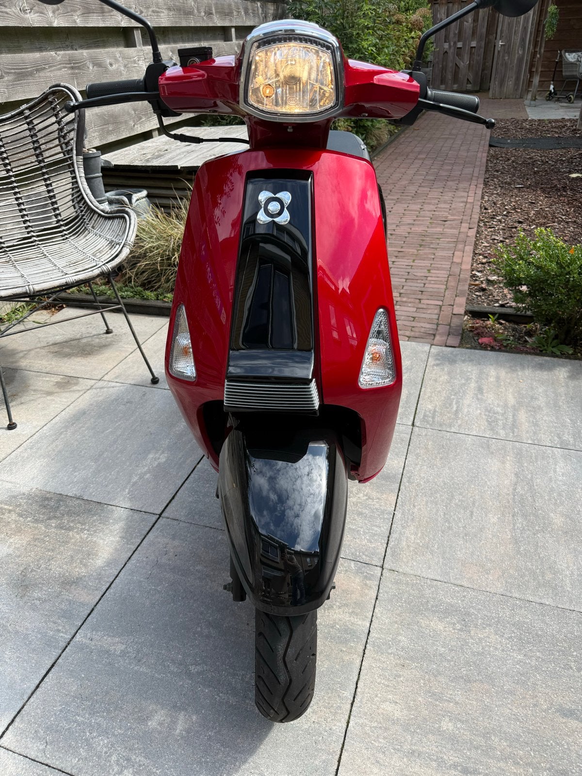 AGM Star50 brom scooter (bj 2020), Ophalen of Verzenden, Zo goed als nieuw, Benzine, Overige merken