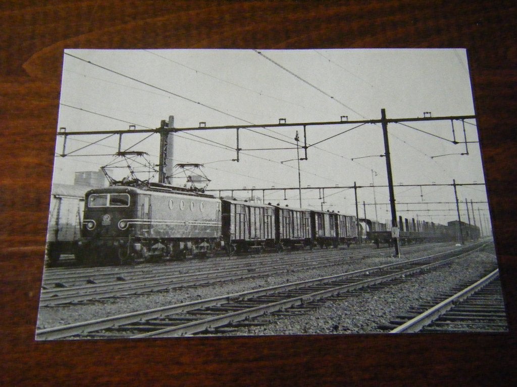 F42 - NS - Trein - Locomotief - Mooi/Oud 2, Ophalen of Verzenden, Trein, Kaart of Prent