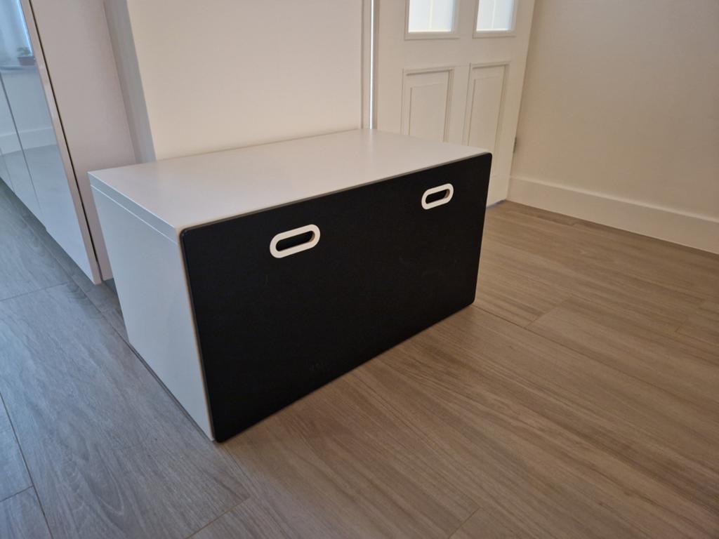 Kind bureau speeltafel Smastad speelgoed kist lade opberg, Kinderen en Baby's, Kinderkamer | Tafels en Stoelen, Ophalen, Zo goed als nieuw