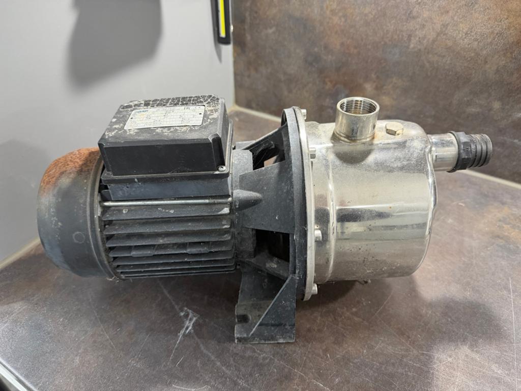 SAER M97 230V Zelfaanzuigende Waterpomp, Ophalen of Verzenden, Gebruikt, Elektrisch, Beregeningspomp
