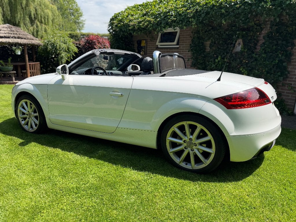 Audi TT 1.8 Roadster 118KW 2010 Wit, Auto's, Voorwielaandrijving, Zwart, 4 cilinders, Cabriolet