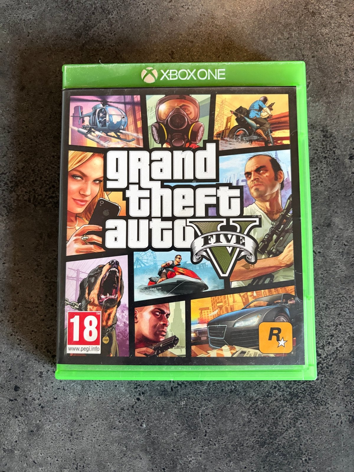 GTA 5 Xbox One met boekjes en map, Spelcomputers en Games, Avontuur en Actie, Online, Gebruikt, Vanaf 18 jaar