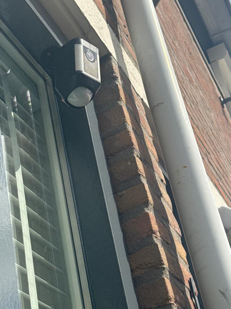 Ring Spot Cam - Beveiligingscamera voor buiten, Ophalen of Verzenden, Gebruikt, Buitencamera