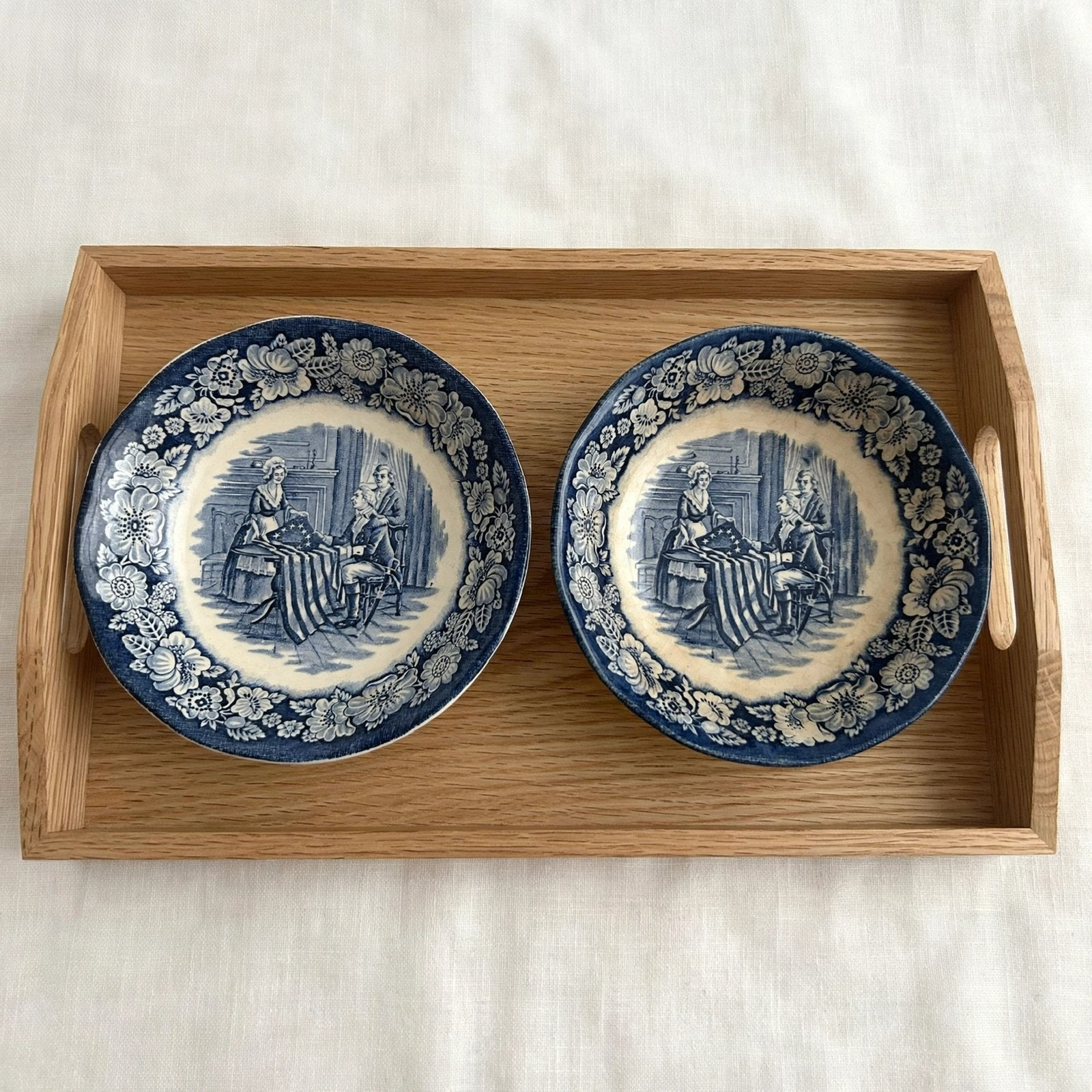 2x Vintage Liberty Blue Schaaltjes - Betsy Ross 12,5cm, Overige merken, Vintage, Ophalen of Verzenden, Porselein