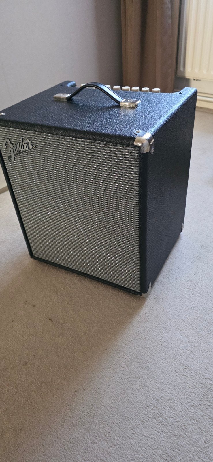 2 stuks Fender Rumble 100 Basgitaarversterker, Muziek en Instrumenten, Ophalen, Zo goed als nieuw, Basgitaar, 100 watt of meer