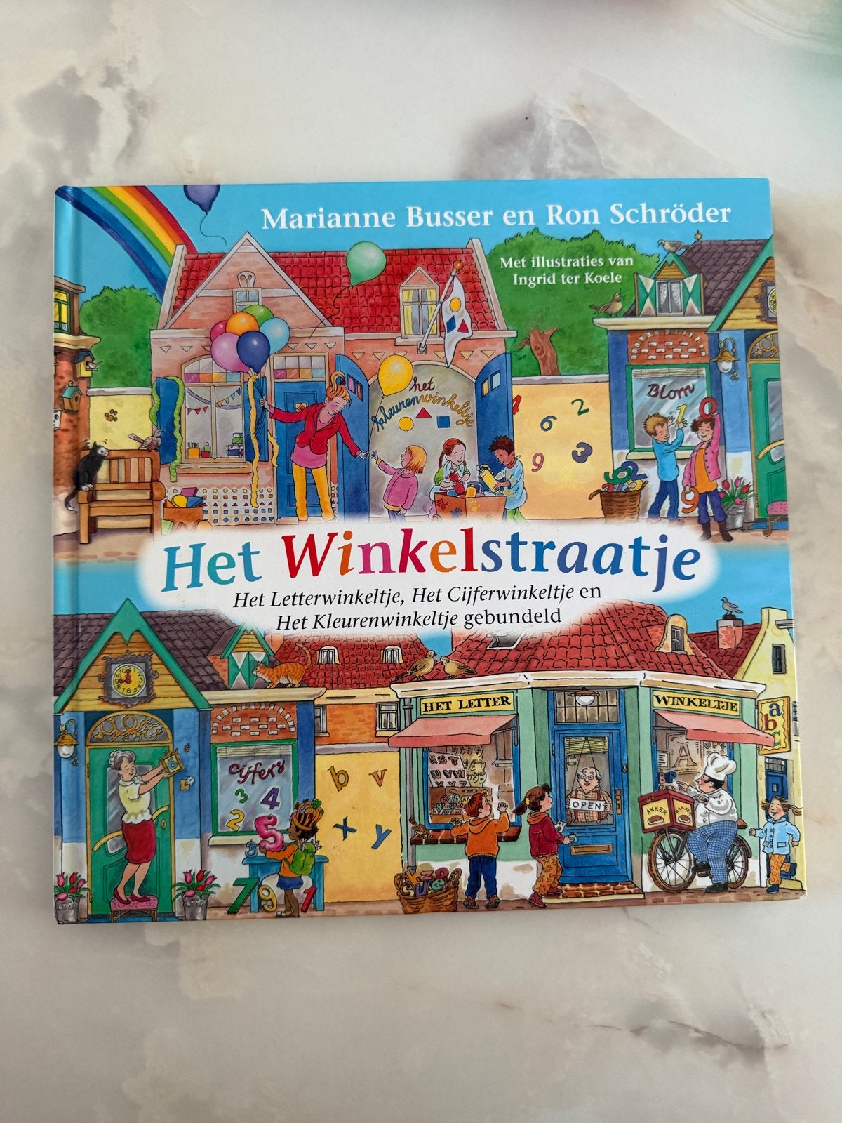 Het Winkelstraatje - Marianne Busser & Ron Schröder, Boeken, Ophalen of Verzenden, Gelezen, 3 tot 4 jaar