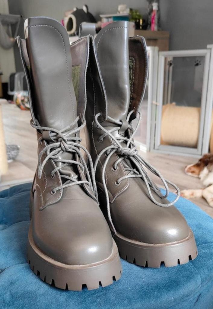 Grijze veterboots Ideal Shoes maat 39 nieuw, Ophalen of Verzenden, Nieuw, Grijs