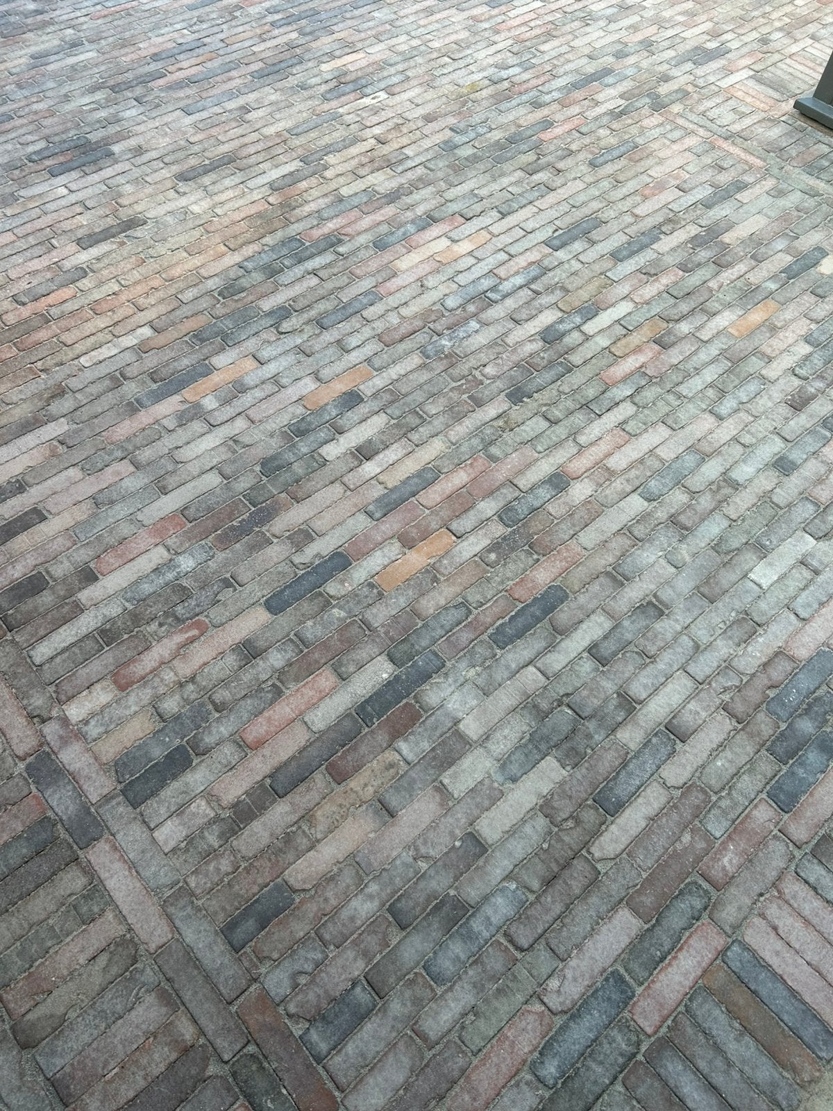 14m2 Gebakken klinkers waalformaat ( ca 20x5 ), Tuin en Terras, Ophalen, Zo goed als nieuw, Klinkers