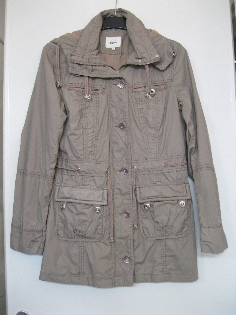 Nieuw! Beige Miss Etam jas met muts maat 36 s  Npr €79,90, Kleding | Dames, Beige, Nieuw, Ophalen of Verzenden, Maat 36 (S)