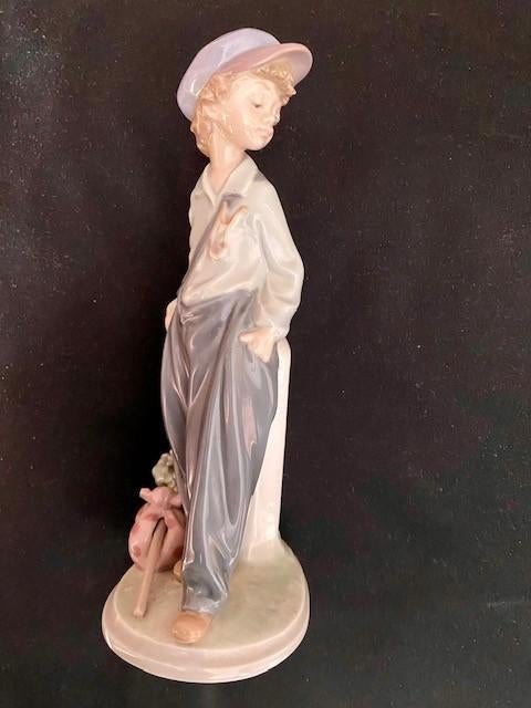 Lladro The Wanderer, Antiek en Kunst, Kunst | Beelden en Houtsnijwerken, Geglazuurd, Ophalen of Verzenden, 20 - 50 cm, Overige materialen