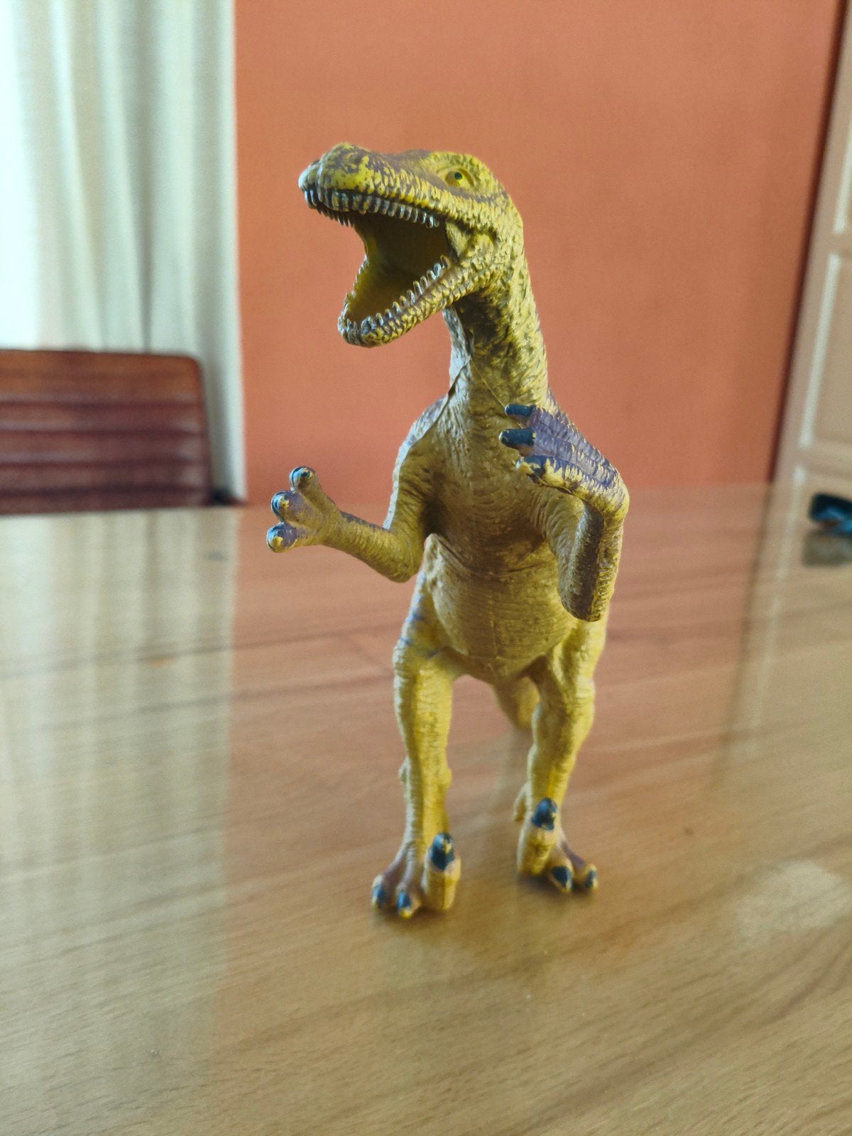 dino, Ophalen, Zo goed als nieuw