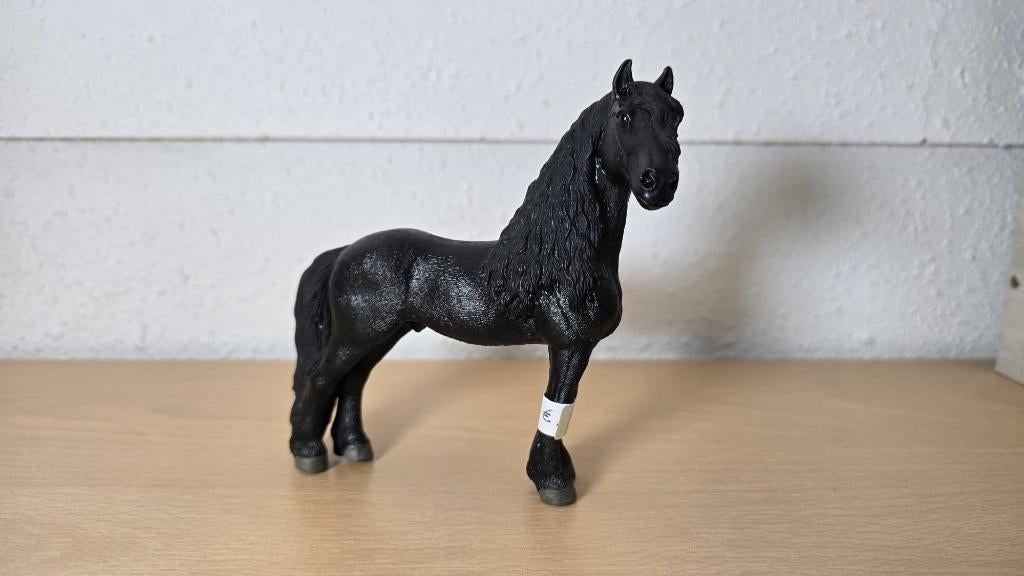 Schleich Friese Hengst model 13792, Ophalen of Verzenden, Zo goed als nieuw