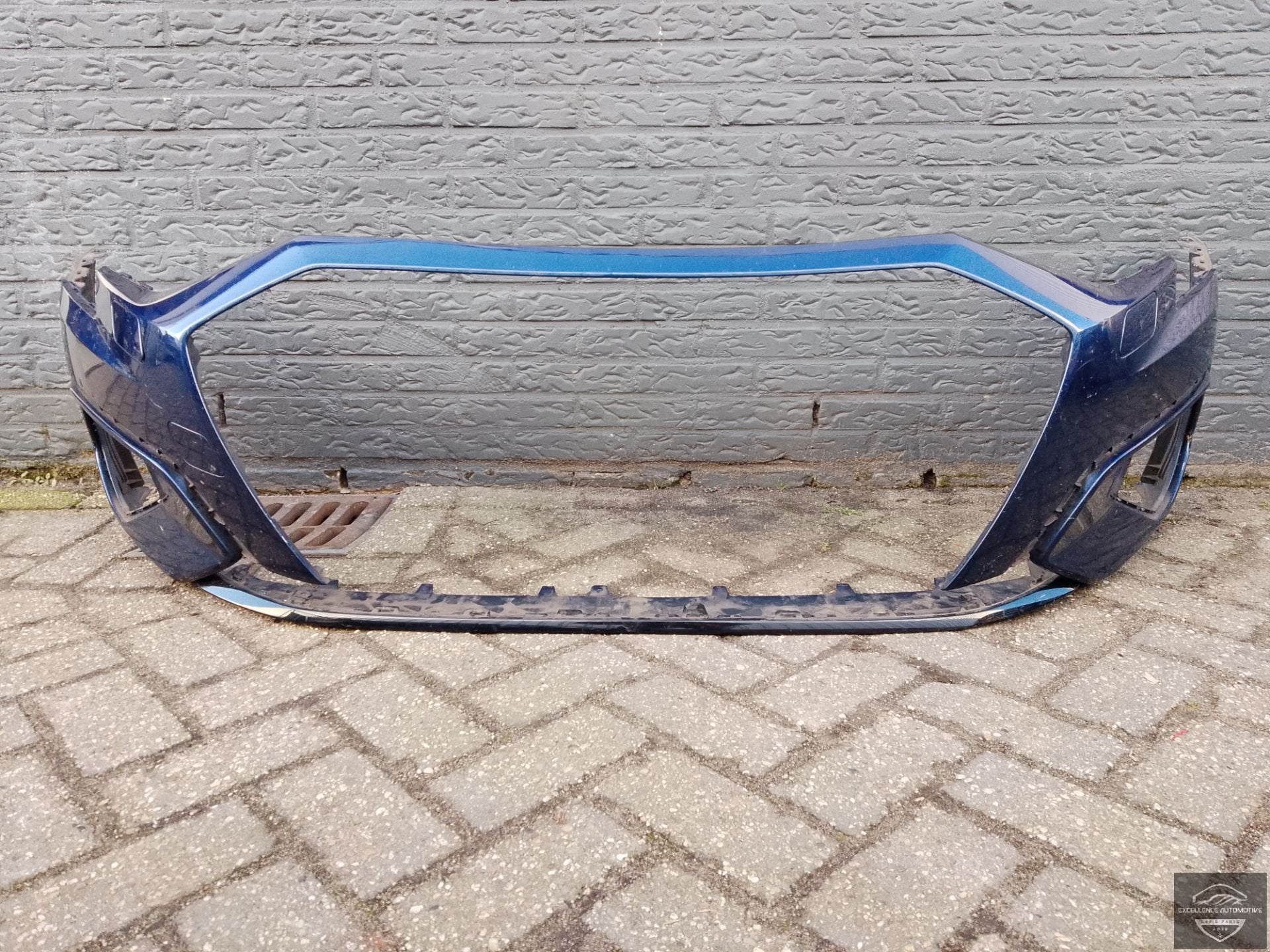 Audi A3 8Y 2020-2024 Voorbumper Bumper KLS Origineel!, Gebruikt, AUDI AG, Auto-Union-Strasse 1
85045  Ingolstadt, DE, Kundenbetreuung@audi.de