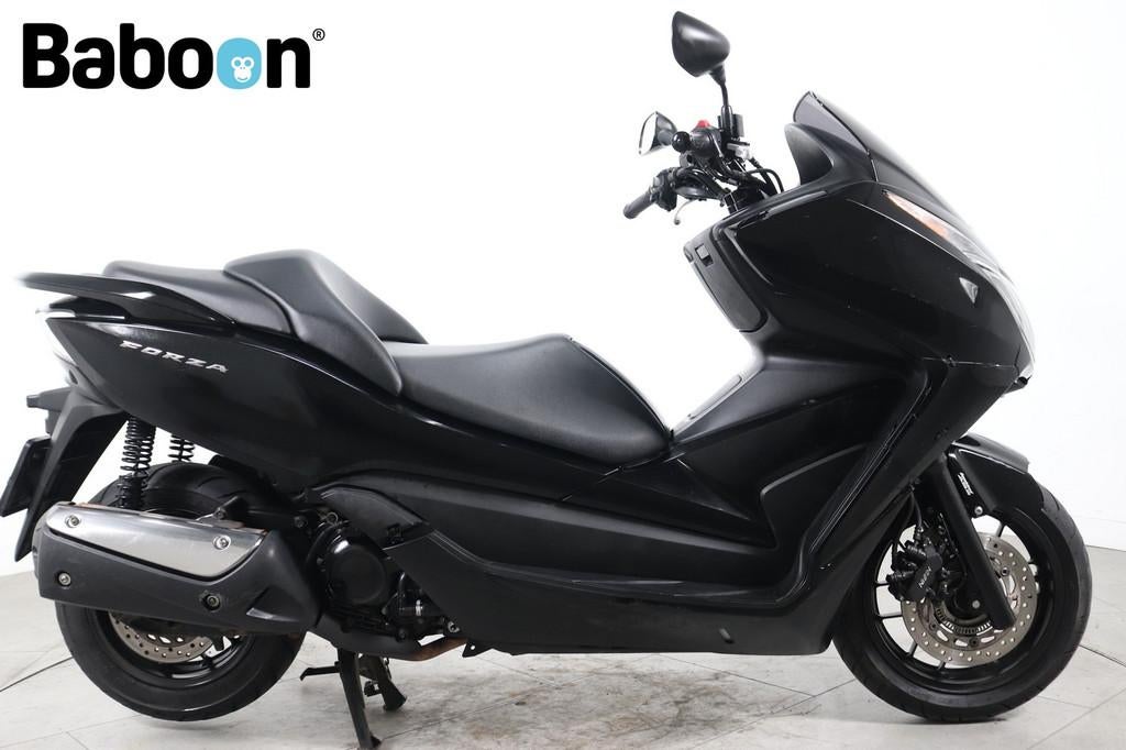 Honda Forza 300 C-ABS (bj 2013), Honda, Scooter, 279 cc, 12 t/m 35 kW