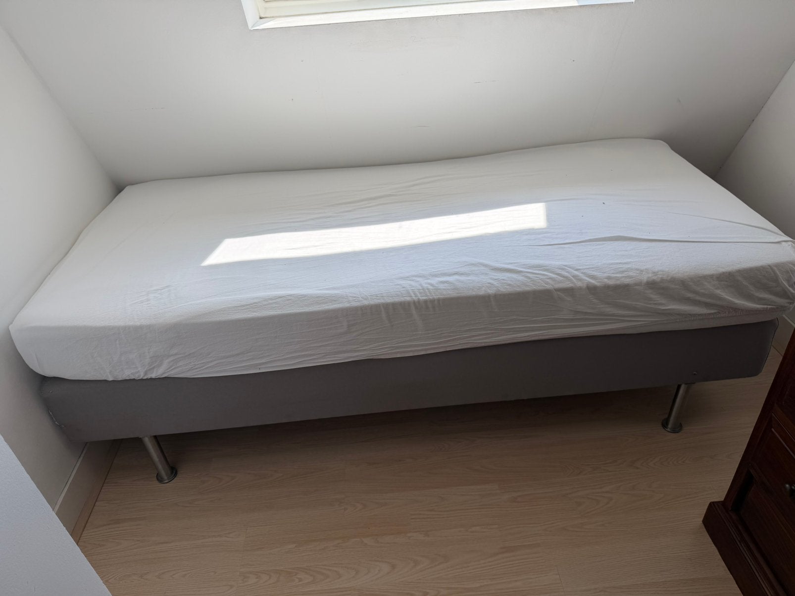 Ikea Sultan bed met binnenveringsmatras, Ophalen, 90 cm, Eenpersoons, Zo goed als nieuw