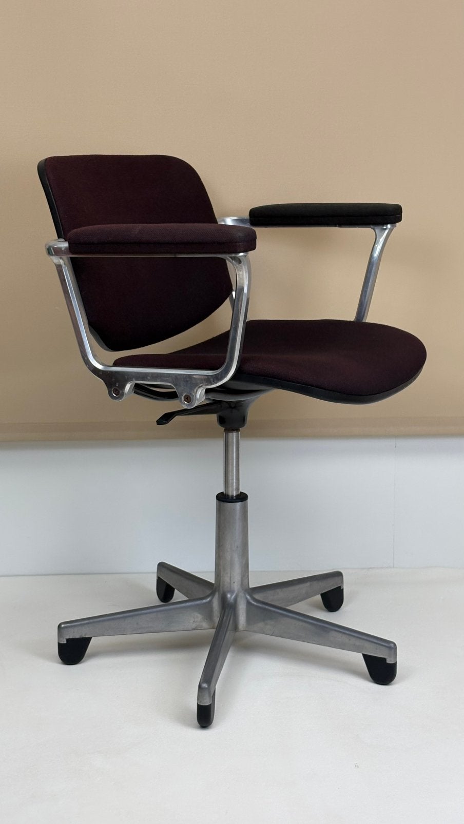 Vintage Anonima Castelli buro stoel design Giancarlo Piretti, Ophalen, Bruin, Anonima Castelli, Anonima Castelli