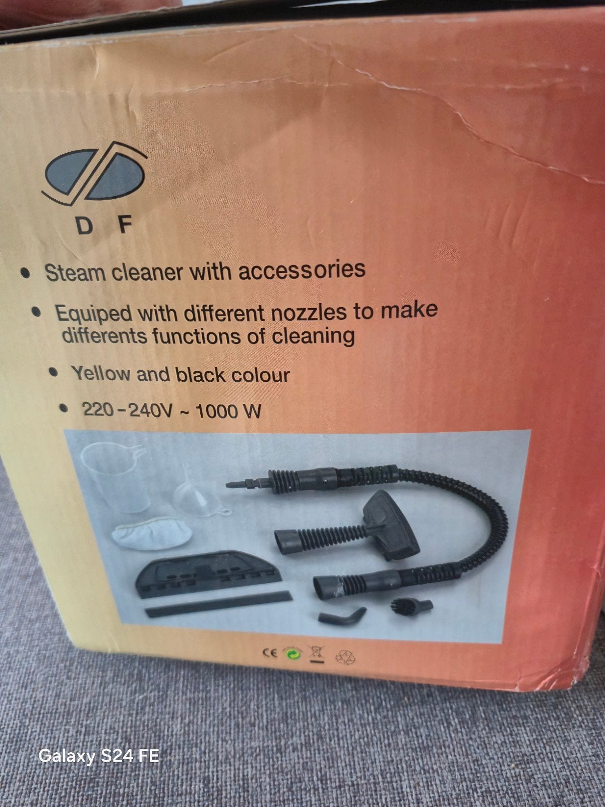 DF Stoomreiniger met accessoires - Geel/Zwart, Ophalen, Zo goed als nieuw