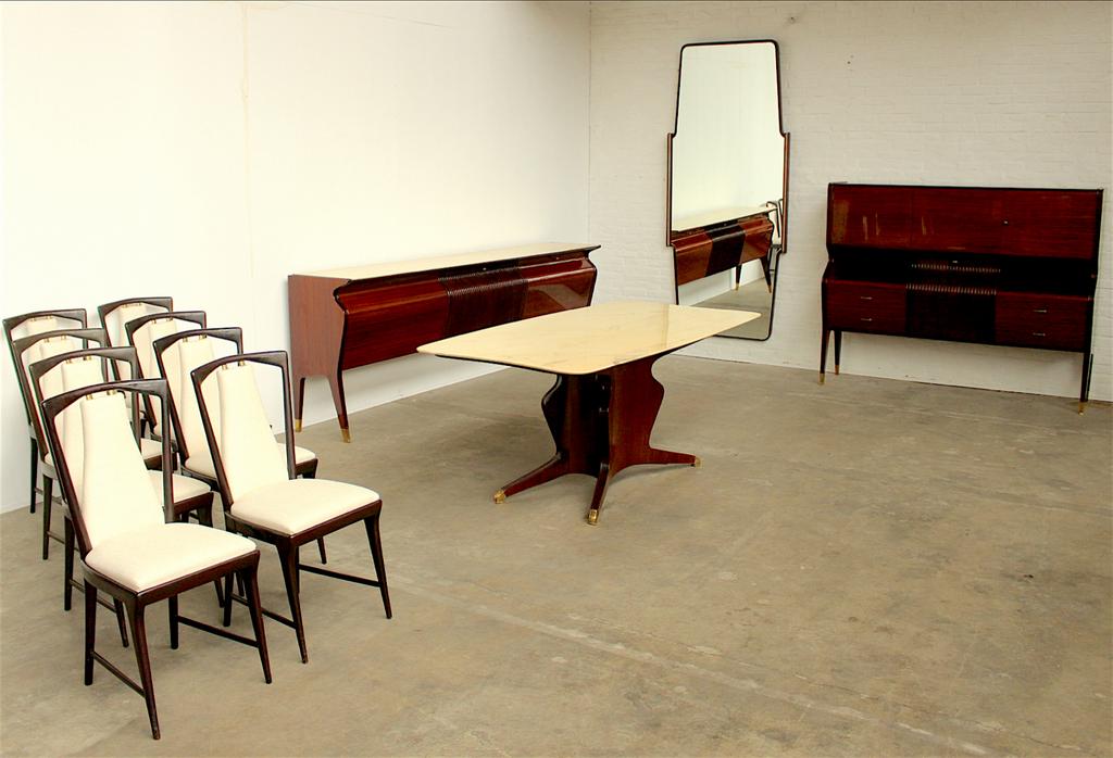 Osvaldo Borsani jaren 50  eettafel, buffetkast, spiegel, 150 tot 200 cm, 200 cm of meer, Ophalen of Verzenden, Zo goed als nieuw