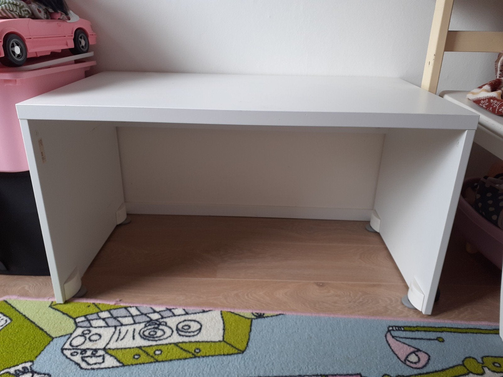 Stuva kinderbureau gratis, Ophalen, Gebruikt, Tafel