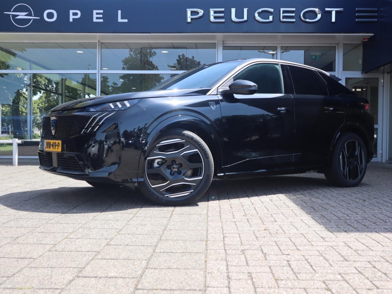Peugeot E-3008 Launch Edition EV 73 kWh 325pk Dual Motor, Ri, Auto's, Automaat, Leder, Vierwielaandrijving, SUV of Terreinwagen
